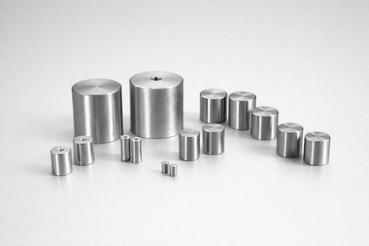 Understanding AlNiCo Magnet Behaviour